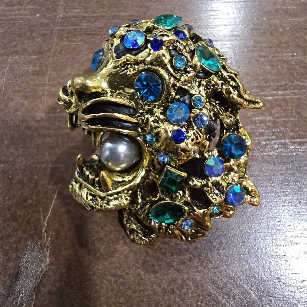 Majestic Gold and Blue Gemstone Lion Ring